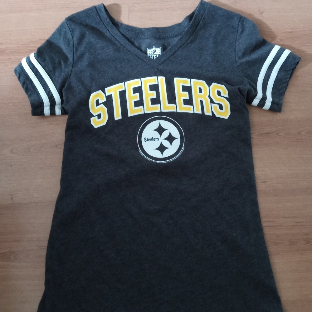 Steelers V-Neck Shirt - Grey Size XS